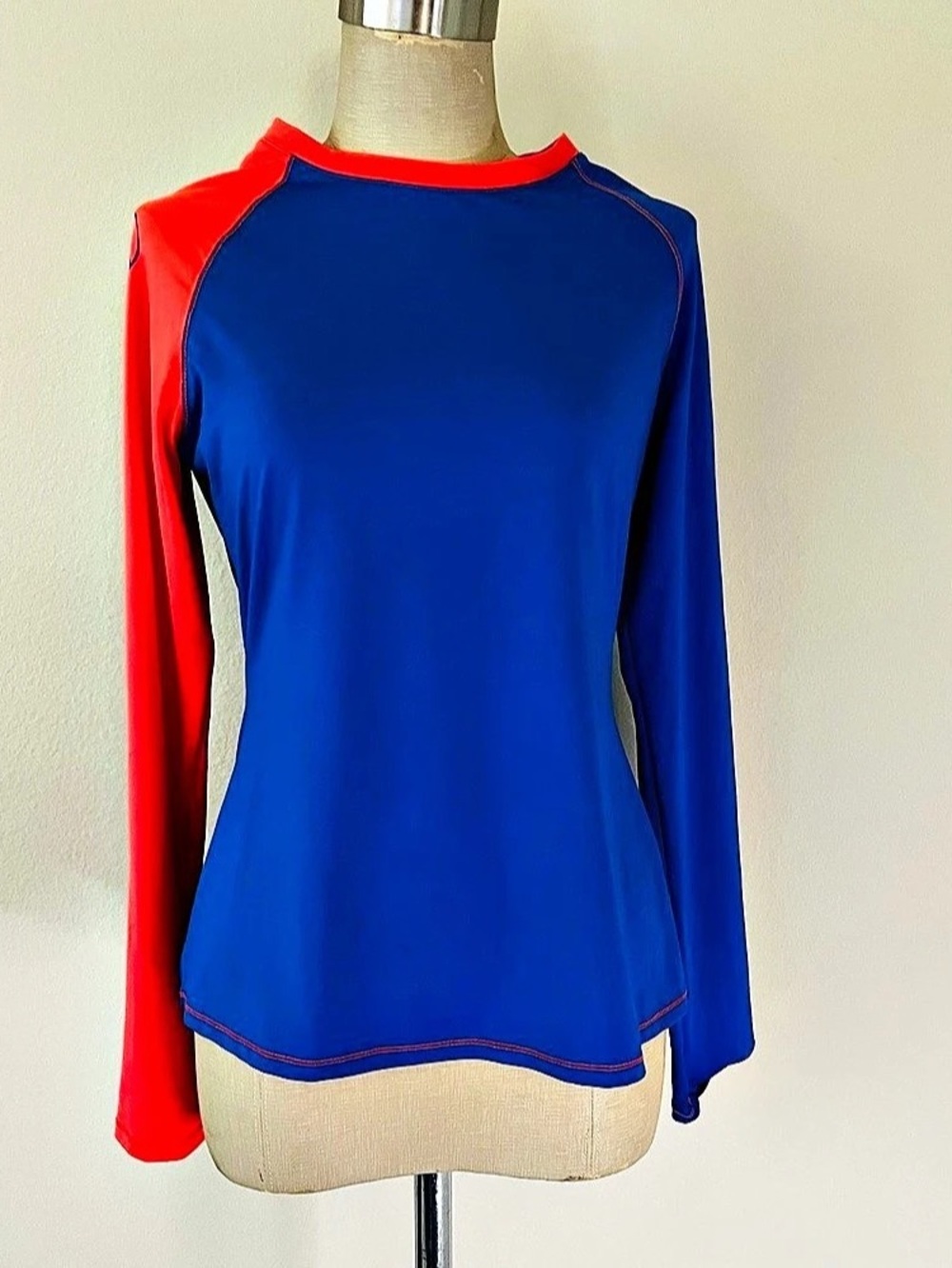 Reel Legends Keep-It-Cool Color Block Long Sleeve Top in Blue & Red Size Large